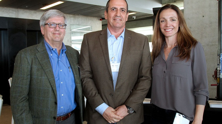 דפינה טונצ'בה, אייל וולדמן וסטיב קראוז