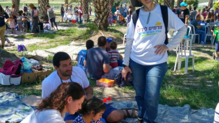 מנצלים את השבת השמשית. צילום: סיוון חודי, רשות הכנרת