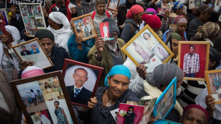 הפגנה של בני העדה האתיופית להעלאת בני הפלשמורה לישראל. &quot;בגידה בציונות של כולנו&quot;. צילום: יונתן זינדל, פלאש 90 