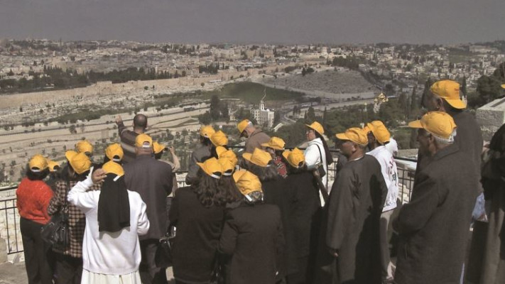 מתוך &quot;לא בבית&quot;. צילום: שחר רזניק, יח&quot;צ