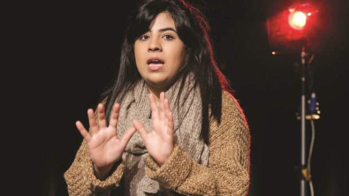 מאבדת שליטה. אברמוב ב&quot;מחר ניסע ללונה פארק&quot;. צילום: ז'ראר אלון, יח&quot;צ