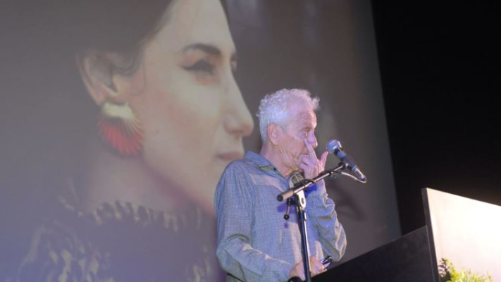 מוני מושונוב בטקס האשכבה לאלקבץ. צילום: אבשלום ששוני