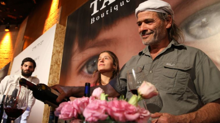 המגזר הדתי לאומי התברגן ופנה ליין כתחביב. צילום: מירי צחי