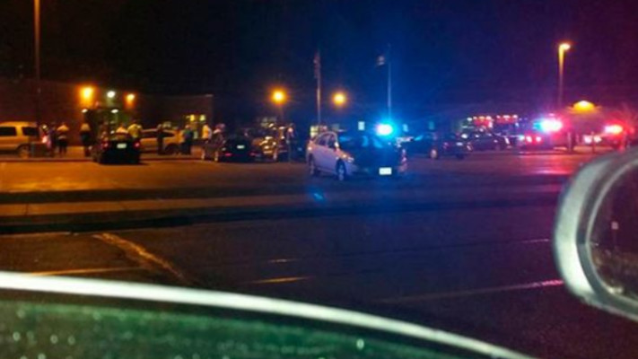 זירת אירוע הירי בתיכון בוויסקונסין. צילום: מתוך אתר המירור