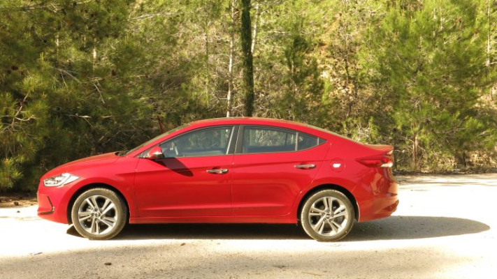 יונדאי אלנטרה. צילום: יח&quot;צ