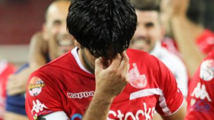 אליניב ברדה בוכה