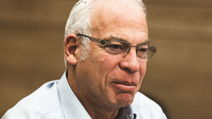 אורי אריאל. אנשיו מתייעצים עם אנשי בגין. צילום: פלאש 90