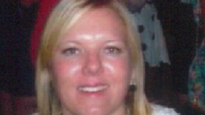 נרצחה בשל קנאה. לורה הולדן. צילום: מתוך המירור