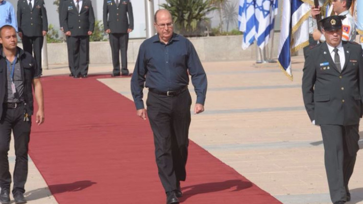 יעלון במסדר הפרידה. צילום: אריאל חרמוני, משרד הביטחון