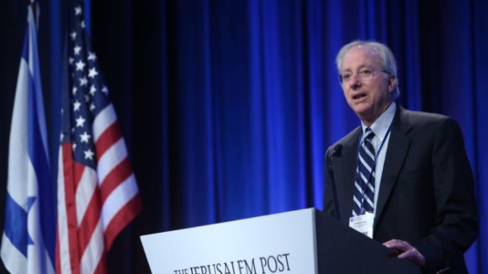 דניס רוס. &quot;אובמה חשב שישראל חזקה ופלסטין חלשה. קלינטון חושבת שצריך שניים לטגנו&quot;. צילום: מרק ישראל סלם