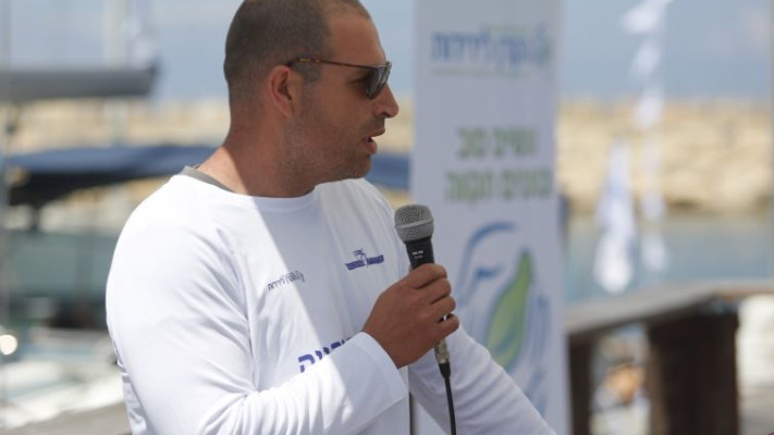 &quot;היציאה לים נותנת לי כוח ואנרגיה&quot;. אסף אשכנזי. צילום: דניאל בר און