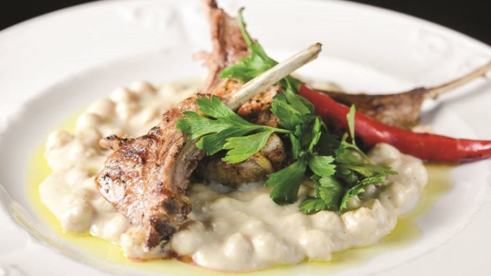 צלעות טלה ב&quot;הקומה ה11&quot;. צילום: יח&quot;צ