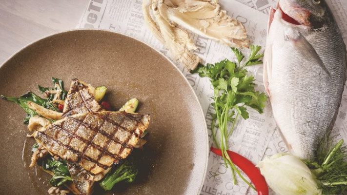 מנת הדניס של &quot;ים 7&quot;. צילום: מתן כץ