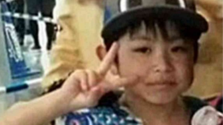 הילד היפני בן ה-7 שננטש ביער ע&quot;י הוריו. צילום מסך טוויטר