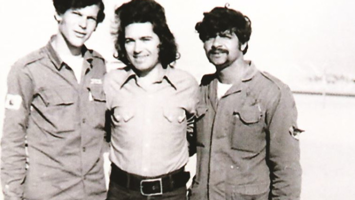 טריפונס בצעירותו. צילום רפרודוקציה: אלוני מור