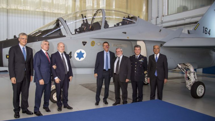 מטוס אימונים מדגם לביא