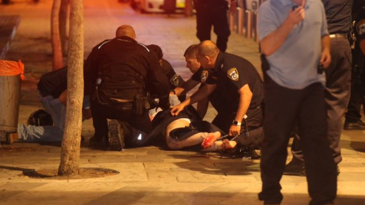 נטרול המחבל ברחוב הארבעה. צילום: אבשלום ששוני