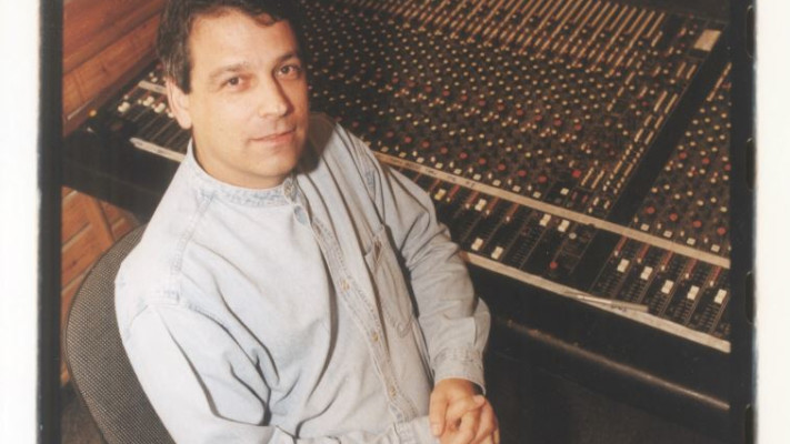 רוני וייס ב-1999. &quot;אם זה היה תלוי בי הייתי מלחין מבוקר עד לילה&quot;. צילום: ברקאי וולפסון