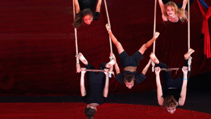 קייטנת קרקס פלורנטין. צילום: דנה קפלן