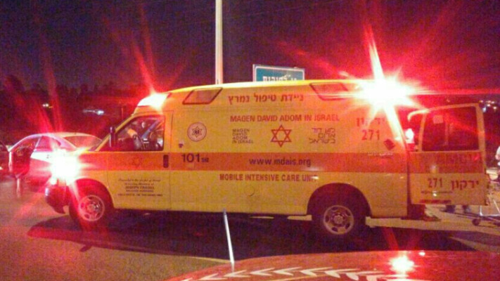 זירת התאונה. צילום: דוברות מד"א