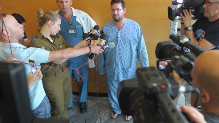 חגי קליין שנפצע בפיגוע בשרונה. צילום : אבשלום ששוני