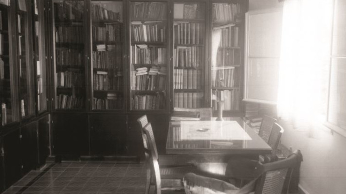 חדר העבודה של ברל כצנלסון. צילום: קלוגר זולטן, לע''מ.