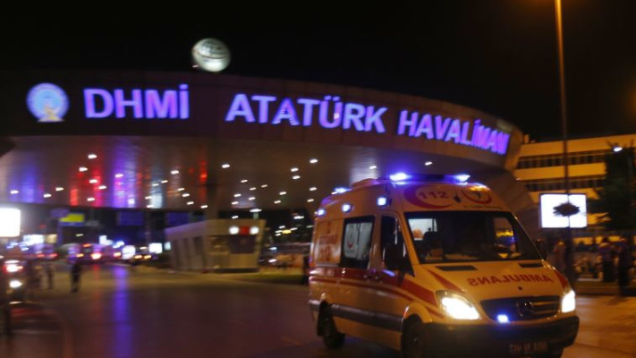 הפיגוע שביצע דאעש בנמל התעופה אטאטורק באיסטנבול. צילום: רויטרס