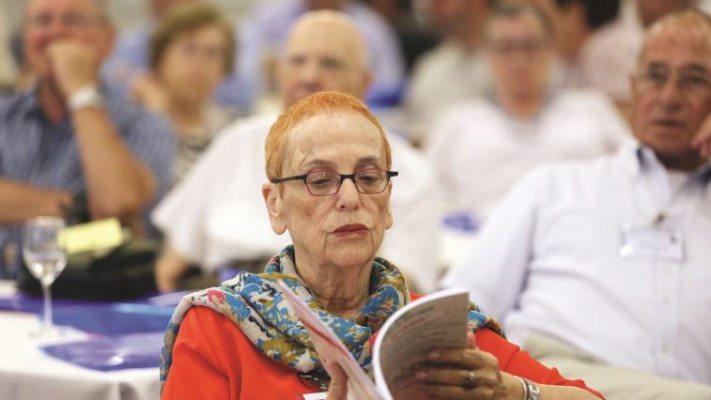 מנכ''לית הארגון, דבורה הברפלד