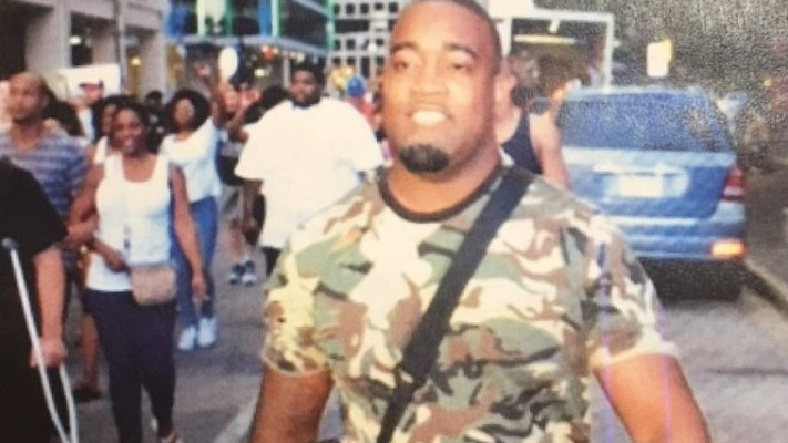  רוצח השוטרים מדאלאס. צילום: רויטרס