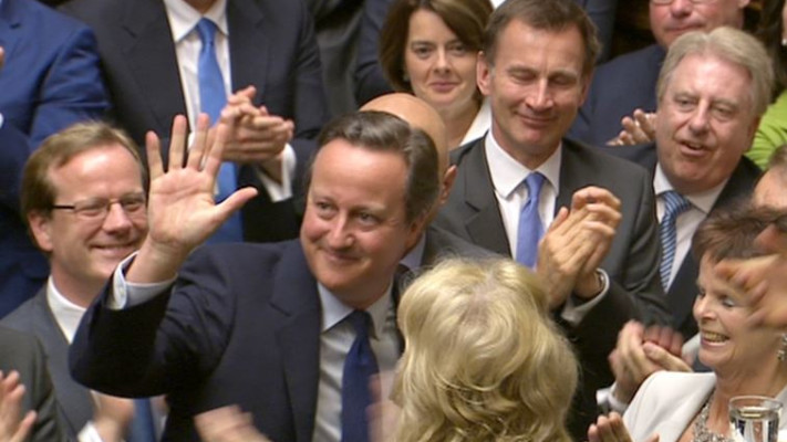 זכה לתשואות. דיוויד קמרון בנאום הפרידה, הערב. צילום: רויטרס