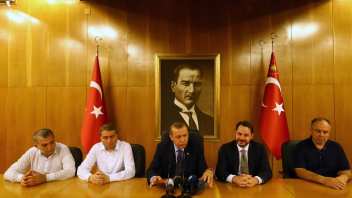 ארדואן נואם בשדה התעופה אטאטורק