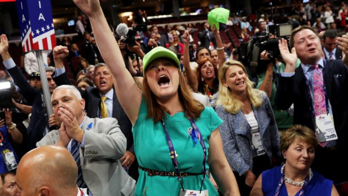 צירים זועמים בוועידה. צילום: AFP