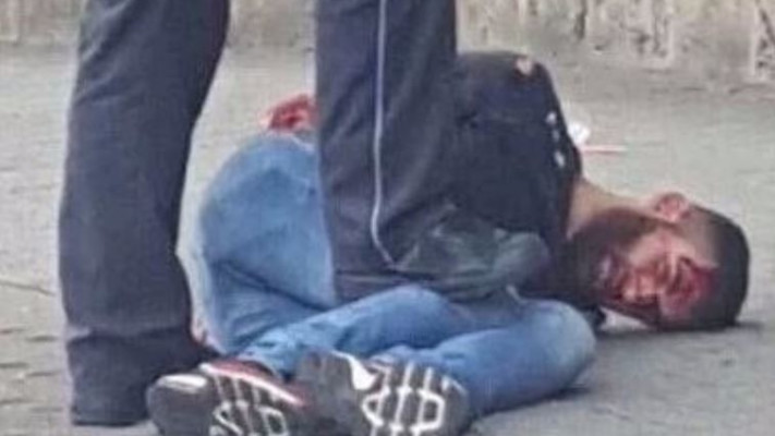 התוקף במצ'טה בגרמניה ברגע המעצר. צילום מסך: טוויטר