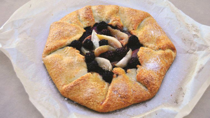 גאלט תפוחי עץ ופטל שחור. צילום: פסקל פרץ רובין