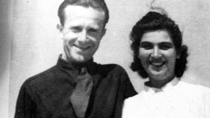 אהב. אורלנד עם בת-אל, 1943. ארכיון אורלנד, אוניברסיטת בר אילן