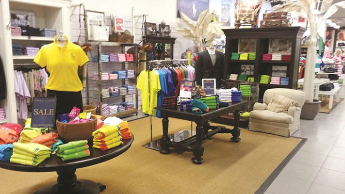 חנות בתוך חנות