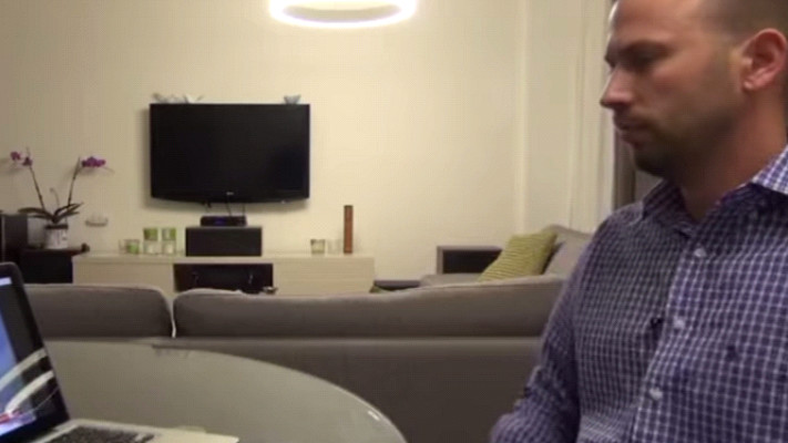 ויינברג מתוך הסרט &quot;2006&quot;. צילום מסך