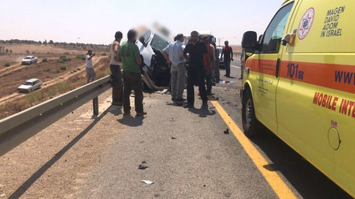 זירת התאונה באזור לרהט. צילום: תיעוד מבצעי מד"א