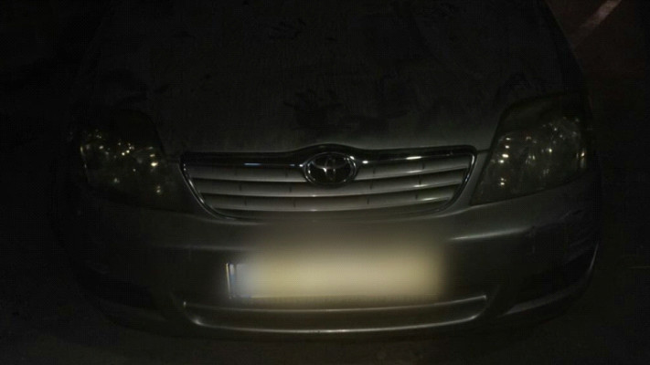 הרכב החשוד בתאונת הפגע וברח בירושלים. צילום: דוברות המשטרה