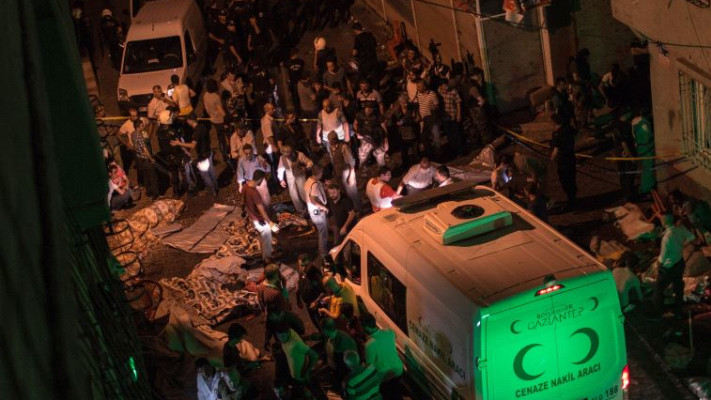 הפיגוע בעיר גזיאנטפ. צילום: AFP