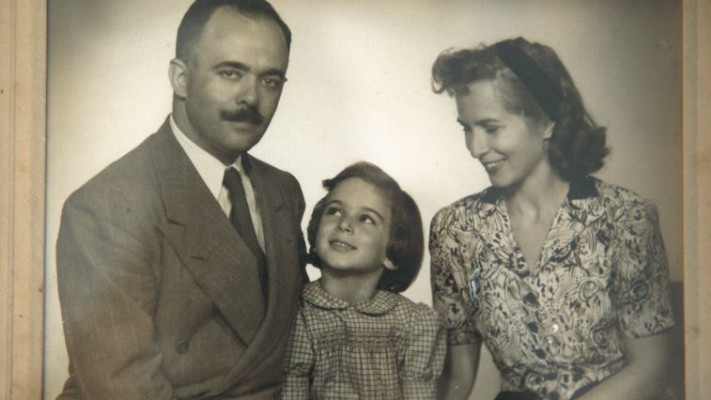 אמא אביבה, קרני, וערי ז'בוטינסקי. צילום: רפרודוקציה, מירי צחי