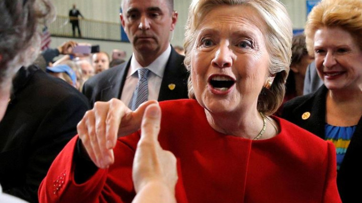 הילרי קלינטון לאחר ההצבעה. צילום: רויטרס