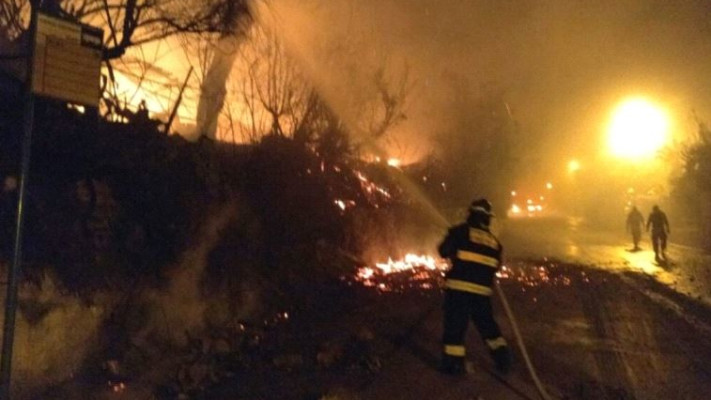 השריפה בבית מאיר. צילום: כב&quot;ה בית שמש