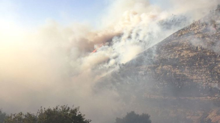השריפה באזור מעלה החמישה ונטף. צילום: כבאות והצלה ירושלים