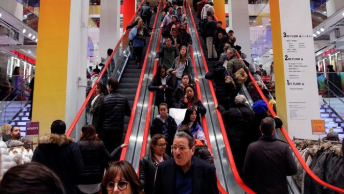 בלאק פריידיי בארה&quot;ב. מי שיטפל בחבילות שיגיעו יהיה דואר ישראל. צילום: רויטרס