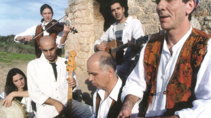 שלמה בר ולהקהת הברירה הטבעית. צילום: יח&quot;ץ