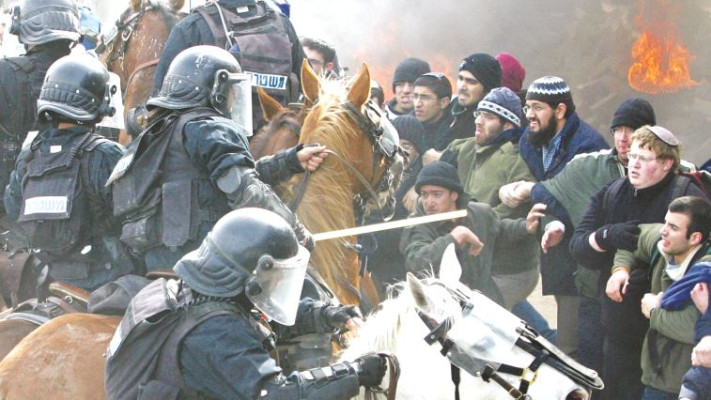 הפינוי הקודם ב-2006. צילום: רויטרס