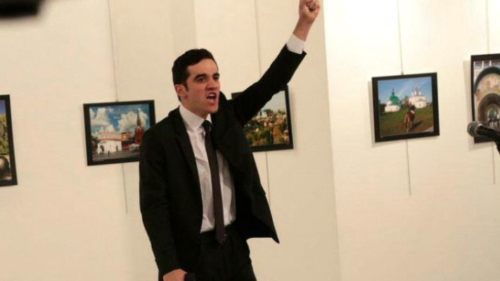 רגעי ההתנקשות באנדריי קרלוב