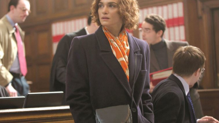 &quot;רציתי שחקנית מהשורה הראשונה&quot;. ווייז בסרט &quot;הכחשה&quot;. צילום: באדיבות פורום פילם