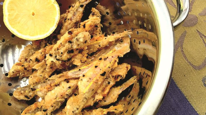 תוצאה מפתיעה. דגים קטנים בגלימה פיקנטית. צילום: פסקל פרץ-רובין